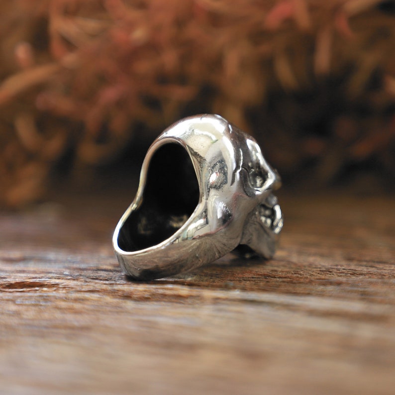 Vampire Skull Ring for Men Made of Sterling Silver 925
