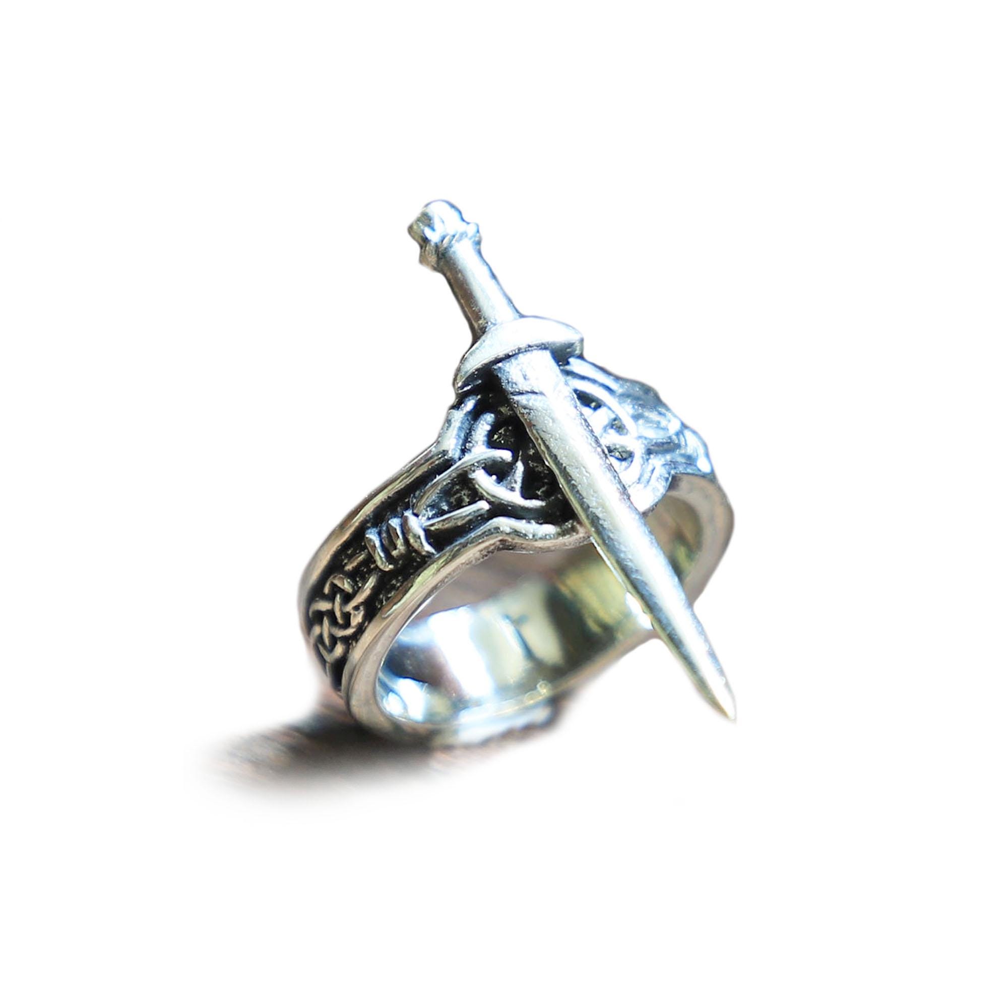 925スターリングシルバー製のバイキングスタイルの男性用中世剣リング