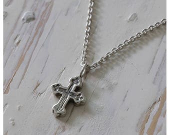 gothic cross pendant necklace for unisex made of sterling silver 925 vintage style