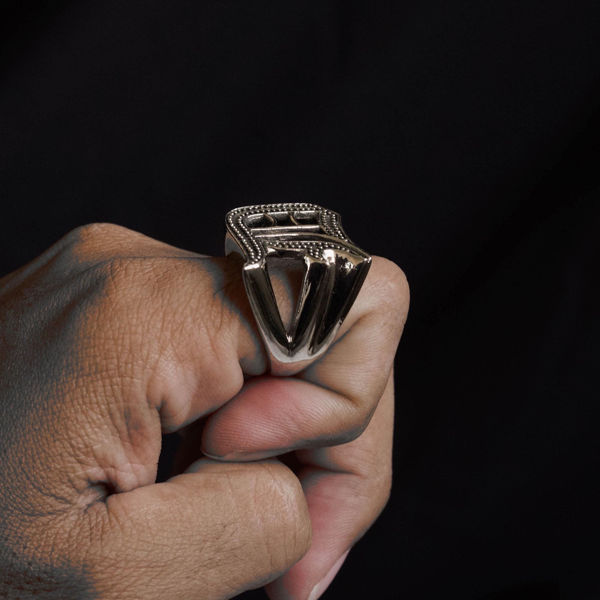 男性用D文字オールドイングリッシュリング、スターリングシルバー925製