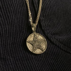 star circle pendant necklace for unisex made of sterling silver 925 minimal style