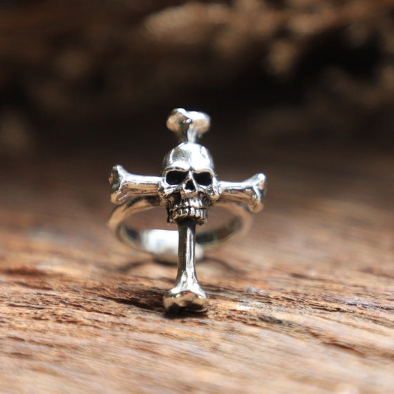 Cross Skull Gothic Ring for Men Made of Sterling Silver 925 
