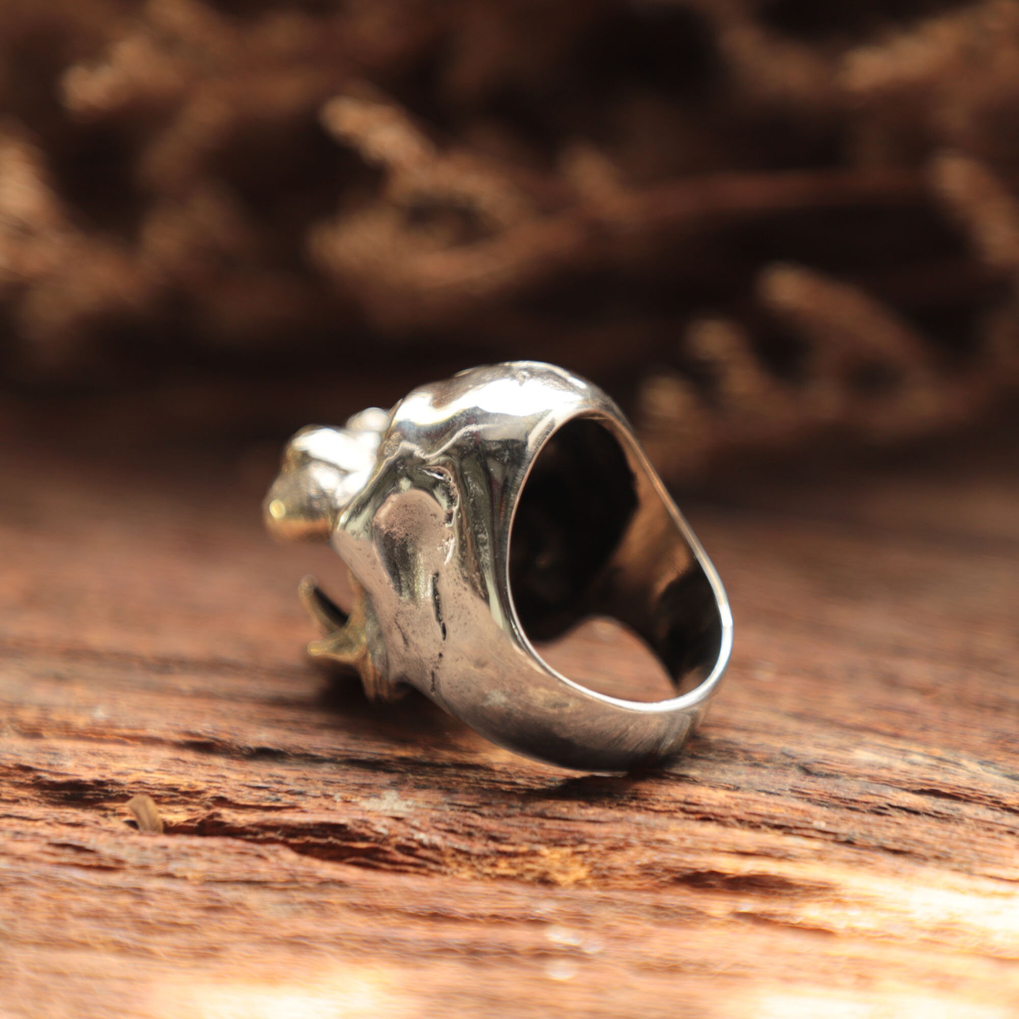 Anello in argento sterling con teschio di animale: gioielli da motociclista gotici fatti a mano