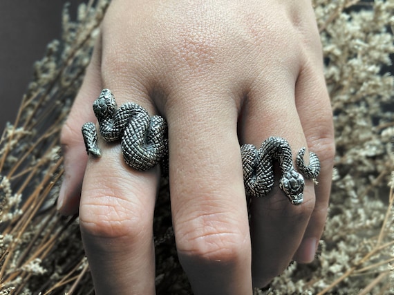 Sterling Silver Double Snake Head Gothic Ring