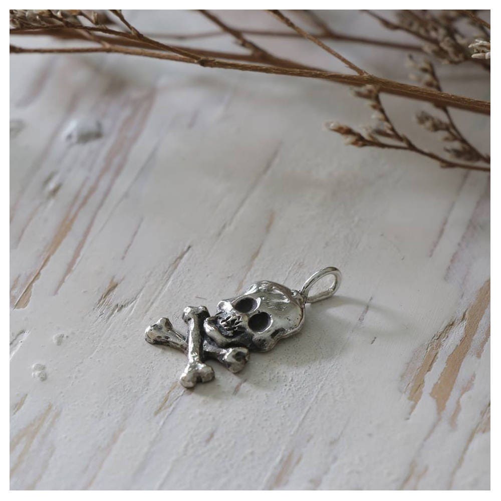 Crossbones Pendant