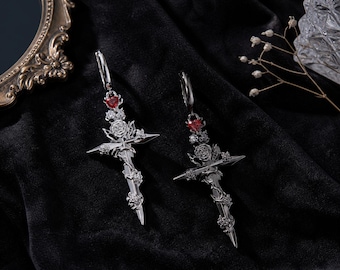 Pendientes góticos con cruz de rosa, joyería barroca de corazón rojo coqueta, pendientes colgantes de espada estilo Dark Academia, regalo con estética vampírica para ella.