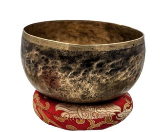 Handmade Tibetan Copper Singing Bowl Spiritual Stress Therapy Nepal Altar Decor Yoga Gift Bowl (7")