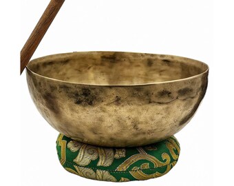 Tibetan Hand Beaten Singing Bowl Hammered Antiqued Meditation Yoga Bowl Therapy Sound Altar Decor (7")