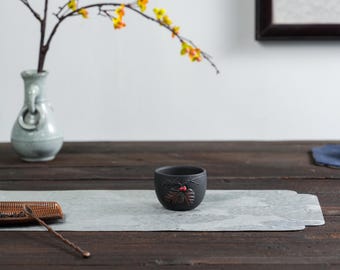 Taza de té de arcilla con relieve de hojas, hecha a mano por un maestro Jianshui, de 90 ml.