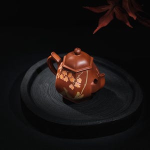Handmade Jianshui Clay Hexagonal Teapot | Hand-Pinched Red Clay Gongfu Tea, 190ml
