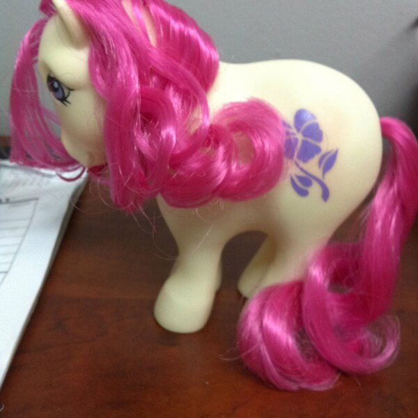 Vintage My Little Pony M/O Violet Feb Birthflower