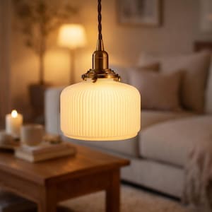 Lámpara colgante de cerámica acanalada de lujo – Lámpara colgante de latón vintage, lámpara de techo de estilo rústico moderno, accesorio de decoración minimalista para el hogar.