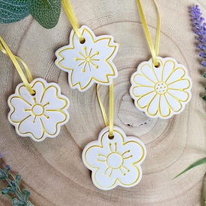 Ceramic Diffuser,  Essential Oil Ornament, Aromatherapy Gifts, Diffusing Oils