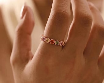 Anillo abierto de turmalina multicolor, anillo ajustable con gema arcoíris, delicado anillo de oro rosa, joyería de piedra natal de octubre, regalo apilable para ella.