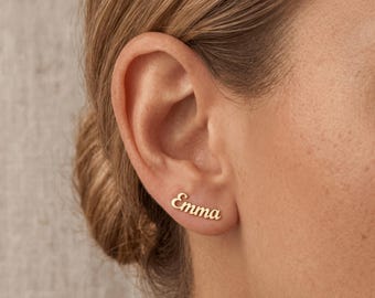 Pendientes con iniciales personalizadas, pendientes de letras personalizados, pendientes de letras chapados en oro de 14 quilates, joyería minimalista con monograma, regalo para damas de honor.
