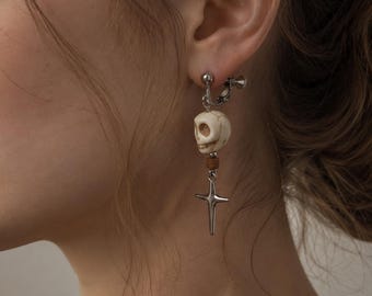 Vintage Y2K Skull Cross Earrings, Gothic Grunge Dangle Earrings, Punk Skeleton Jewelry, Alt Aesthetic Halloween Gift Unisex
