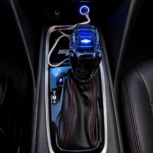 Chevrolet Crystal LED-pookknop, 7-kleuren omgevingslichtschakelaar, Cruze Camaro Orlando automatische versnellingspook upgrade, auto-interieur mod