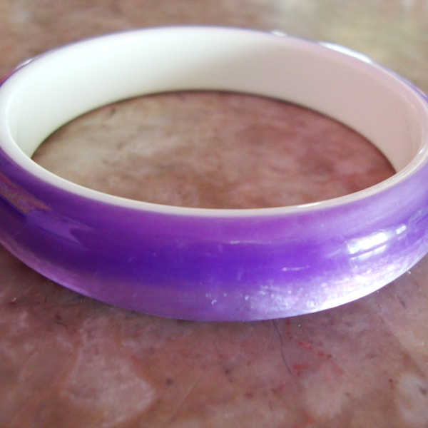 PEARL PURPLE MOON Glow Frosted Laminated On White Domed Vintage Lucite Bangle Bracelet