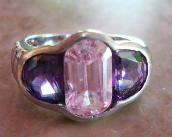 80s Signed T H K C 925 STERLING SILVER 3 Stone Super Rare Fancy Half Moon And Oval Step Cut Pink Purple Cubic Zirconia Ring Vintage Size 7