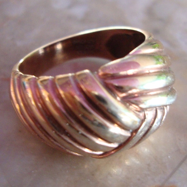 Signed BRONZO ITALIA BRONZE Milor Italy Rose Gold Copper Red Pink Tone Metal Ribbed Three Section Dome Ring Size 8.5