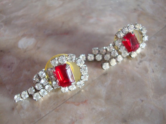 Gorgeous VINTAGE DECO RUBY Glass Step Cut Rectang… - image 5