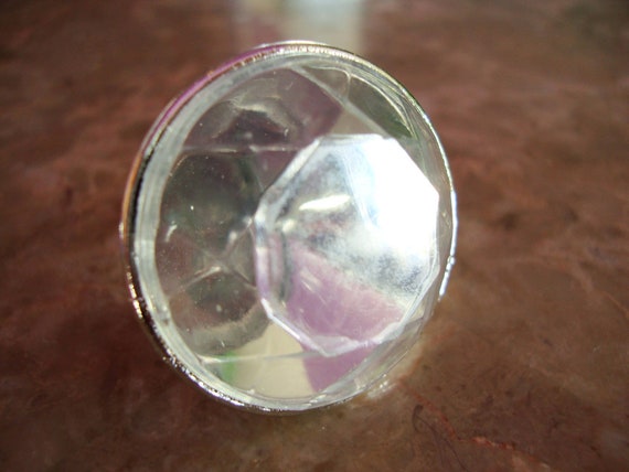 CLEAR TRANSPARENT ALUMINUM Silver Solitaire Plast… - image 3