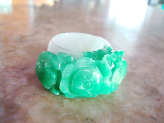 Floral Carved 2 Tone WHITE GREEN JADE Saddle Ring… - image 8