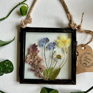 4” x 4” Mini Pressed Flower Floating Glass Frame with Wildflowers