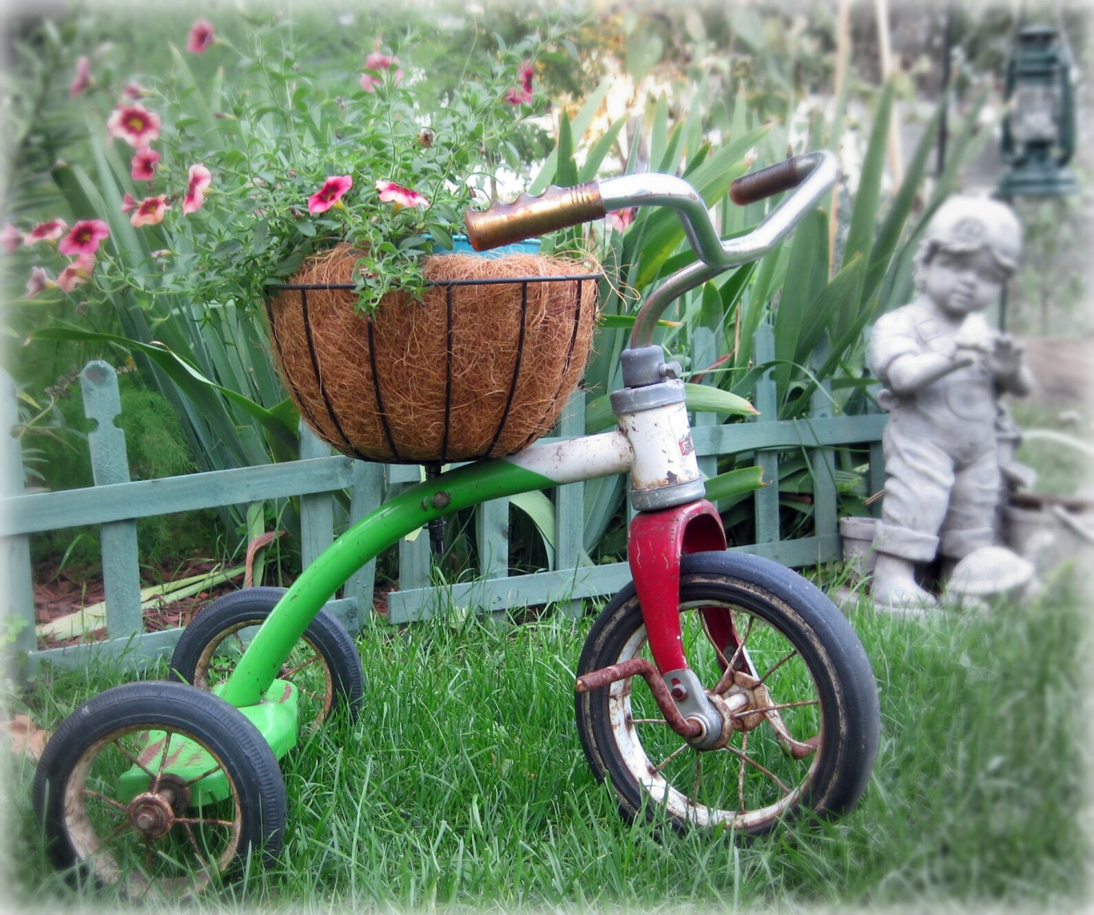 Vintage Tricycle Planter / Plant holder...Yard Art...Garden Etsy
