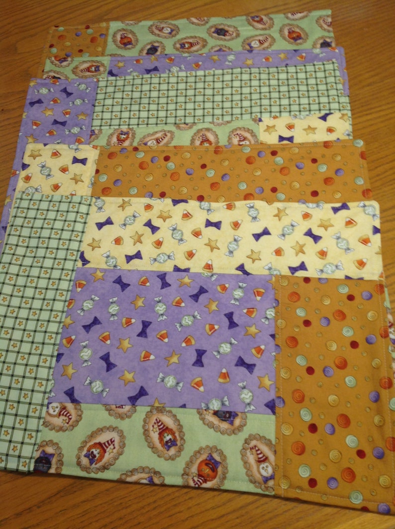 Quilted Fall Placemats, Halloween Placemats, Set of 5 Placemats, Snack