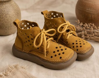 Handmade Cut Out Leather Boots Women, Soft Cowhide Flat Booties, Round Toe Lace Up Shoes, Boho Summer Booties, Minimalist Vintage Footwear