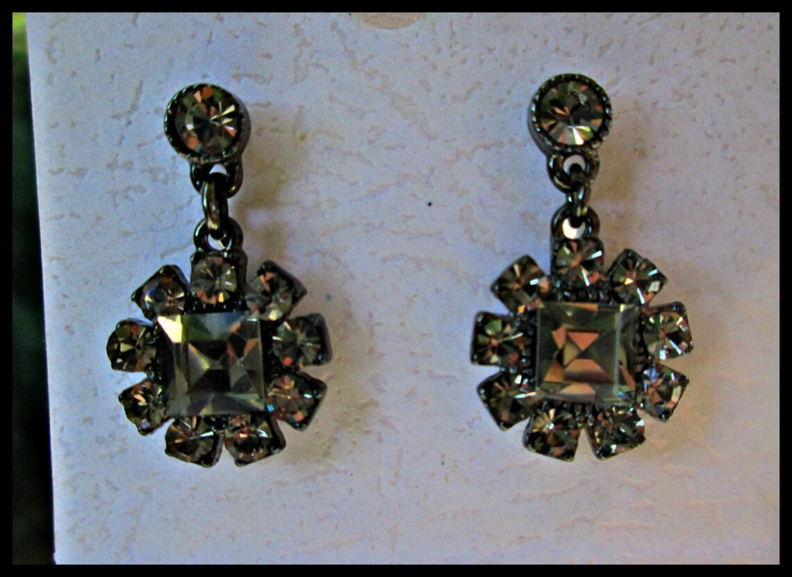 Sale Vintage Crystal Earrings Post Style Bezel Set Post Etsy
