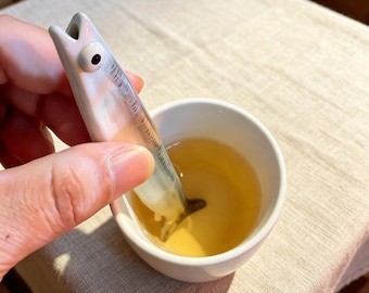 Handmade Ceramic Fish Straws: Ocean-Themed Beverage Accessory for Daily Use