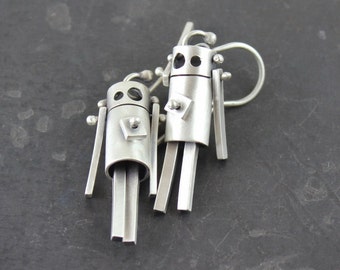 ROBot Earrings:Nutbelly