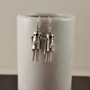 ROBot Earrings:Nutbelly image 2