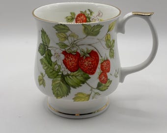 Vintage Queen's Fine Bone China Strawberry Butterfly Mug Gold Trim White