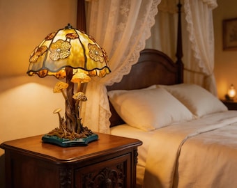 Glaspilz-Nachtlicht, Tiffany-inspirierte Waldlampe, Harz Boho-Dekor