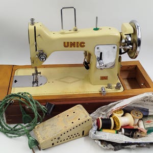 Macchina Da Cucire Singer Pédale De Contrôle Vitesse Machine à Coudre Singer - 220V Avec Cordon - Modèle 979314-031 Pièce 979314-031 Machine à Coudre