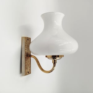 Applique Murale Vintage En Opaline Blanche – NON électrifiée – Déco Rétro Verre Blanc