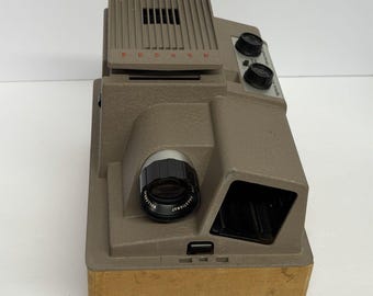 Vintage Canon CINE S-400 8-mm Movie Projector in Original Box (c