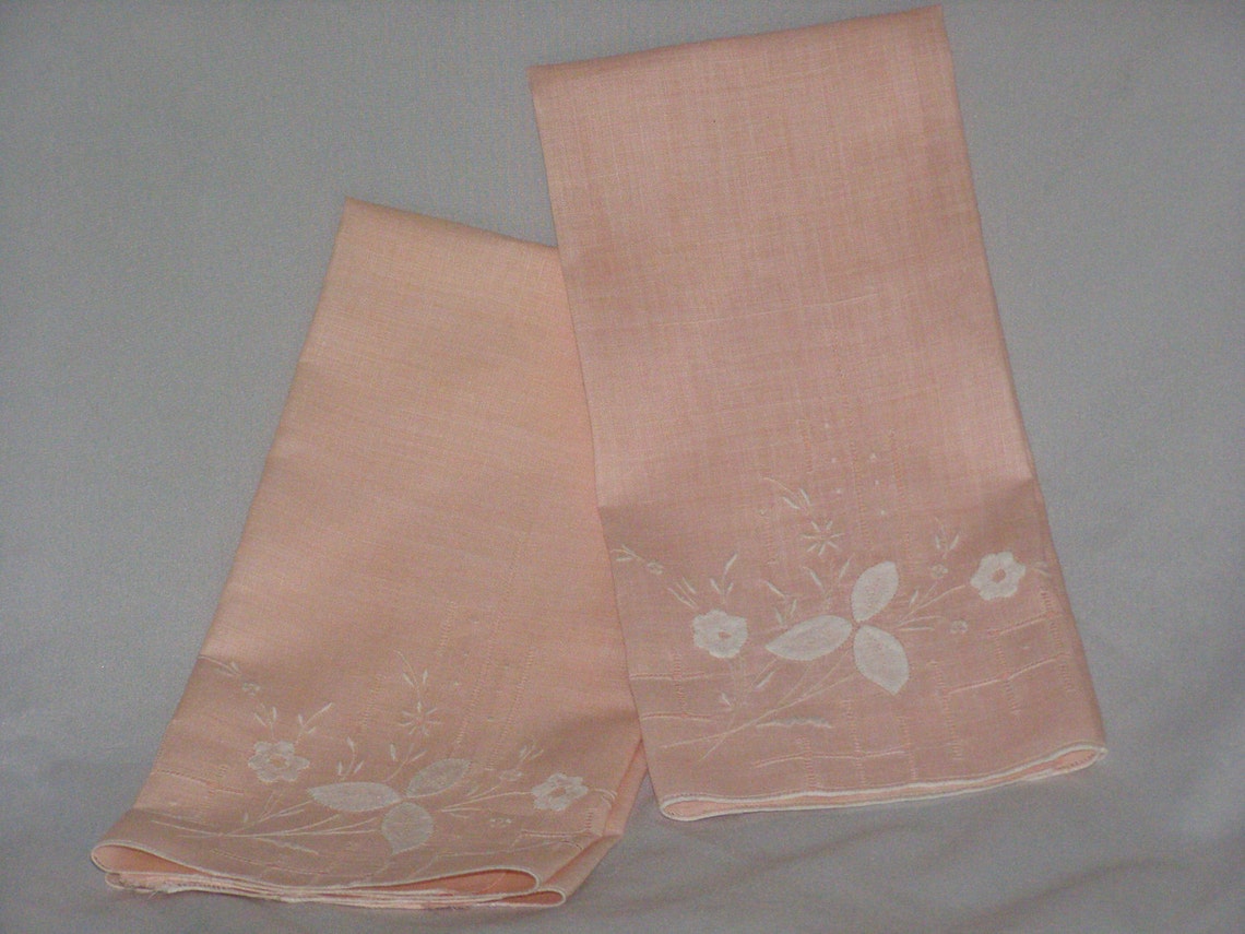 Vintage Pink Linen Guest Towels With Hand Sewn Floral Applique Etsy