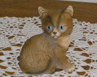 Vintage Adorable Ceramic Brown Cat with Blue Eyes