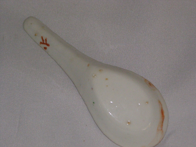 19thc Chinese Porcelain Hand Painted Soup Spoon Mandarin Rose Medallion