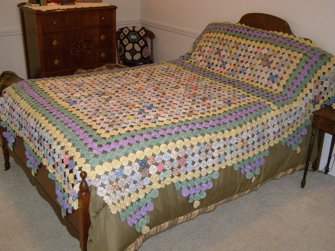 Vintage Suffolk Puff Quilt Yoyo Quilt Pinwheel Gorgeous Handmade