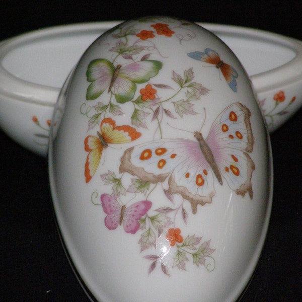 Vintage Avon 1979 Porcelain Egg Trinket Box 22K Gold Trim with Butterflies Dresser Box Jewelry