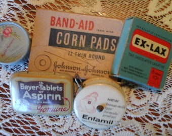 Vintage Lot of Five Boxes and Tin Bathroom Theme