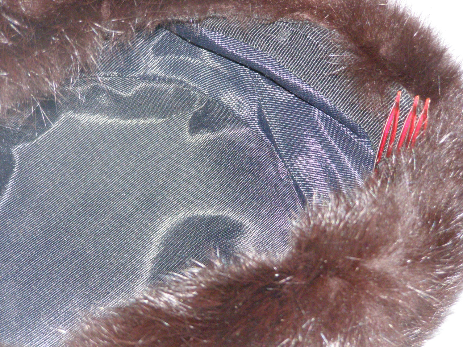 Vintage Mink hat has combs for hair 1960s blonde mink hat vintage Palomino mink fur cap  main image 3