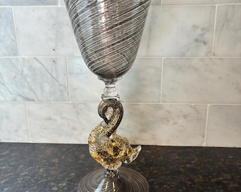 Copa de vino de cristal de Murano, delfín negro y dorado