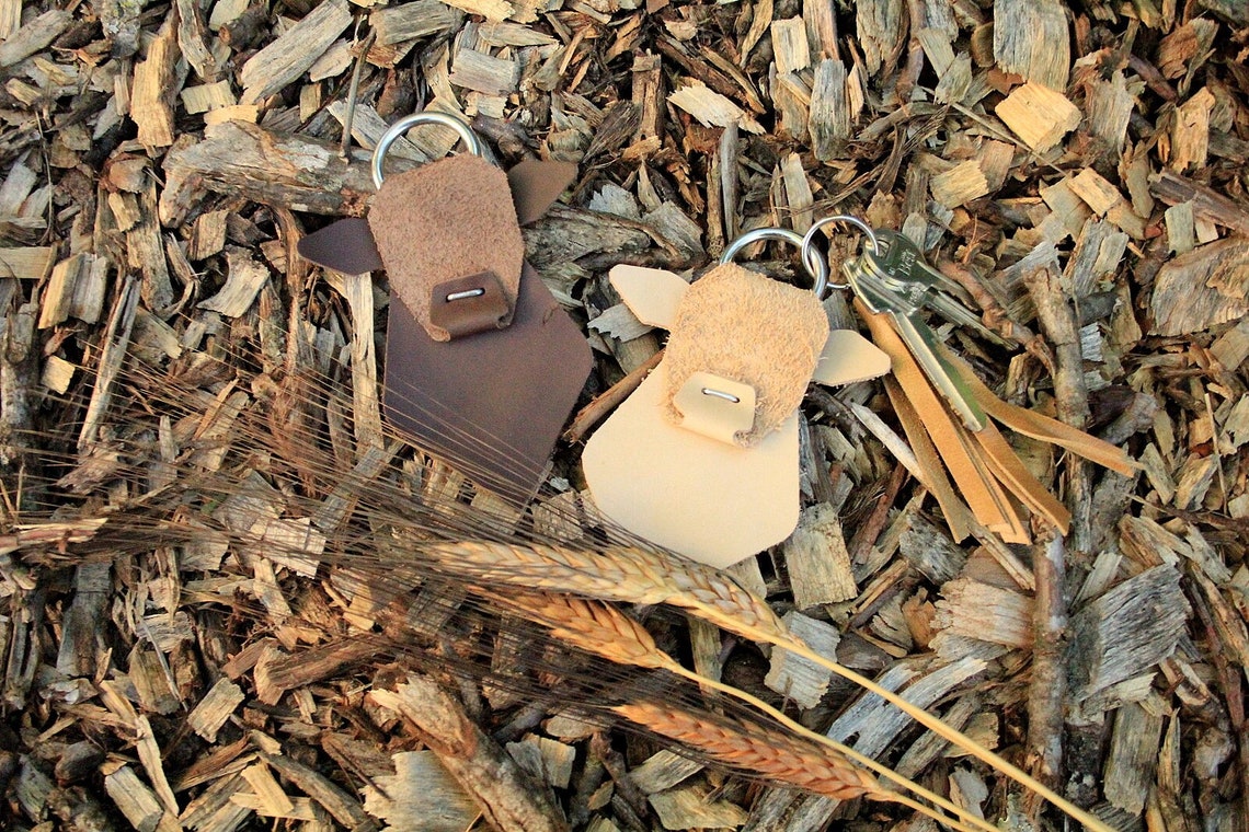 Farm Key Rings Highland Cow Keychain: Leather Farm Charm - Silver Ring Hardware - Etsy