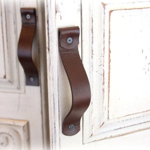 Leather Drawer Handles | Rounded Single Rollover Handles | Finished leather front & back, Wipe away grungy build-up and germs